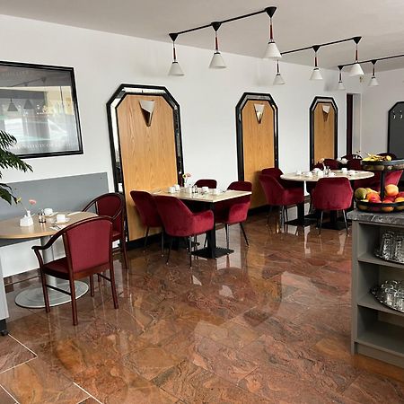 Hotel Aggertal グンマースバッハ エクステリア 写真