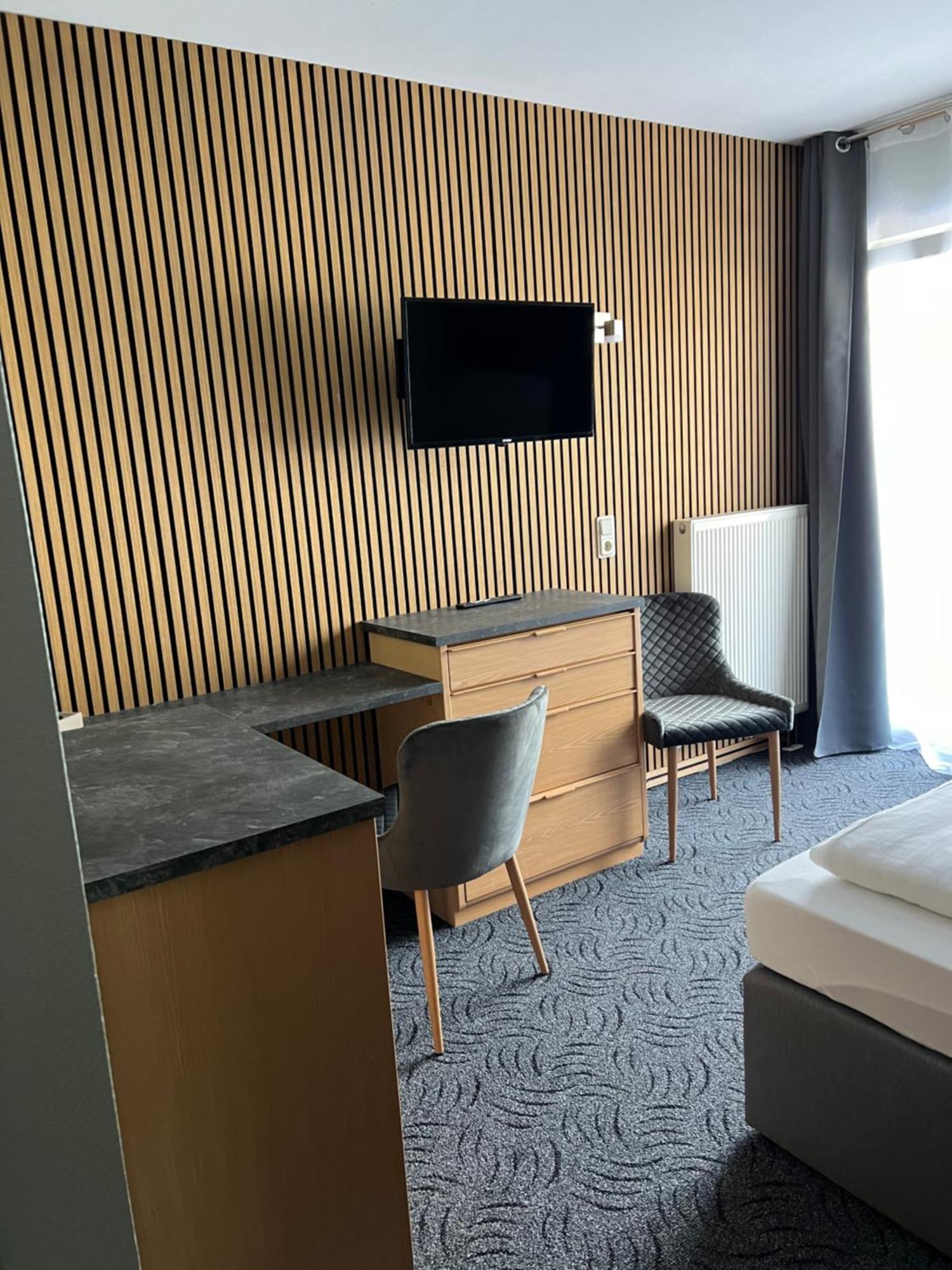 Hotel Aggertal グンマースバッハ エクステリア 写真