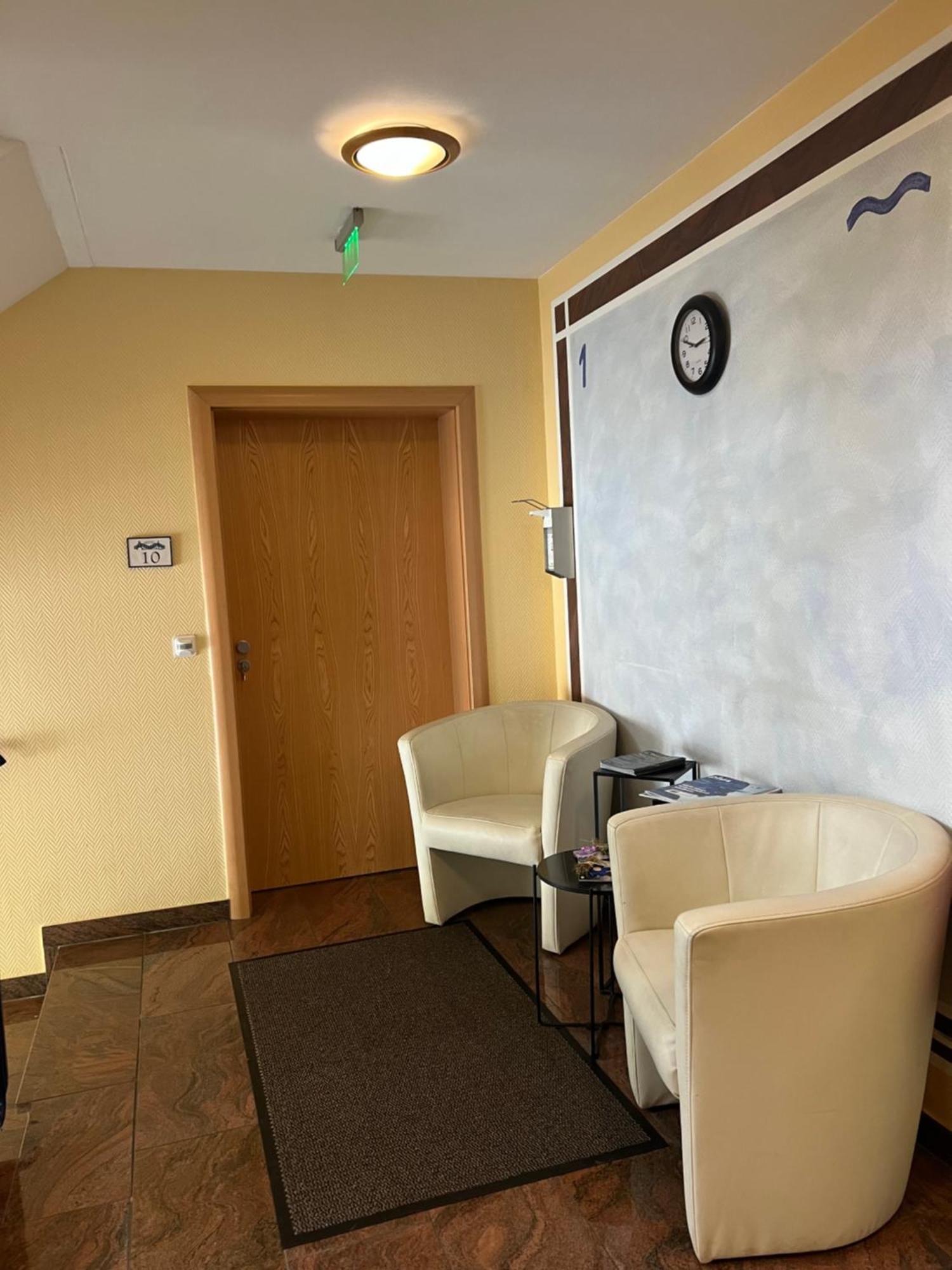 Hotel Aggertal グンマースバッハ エクステリア 写真