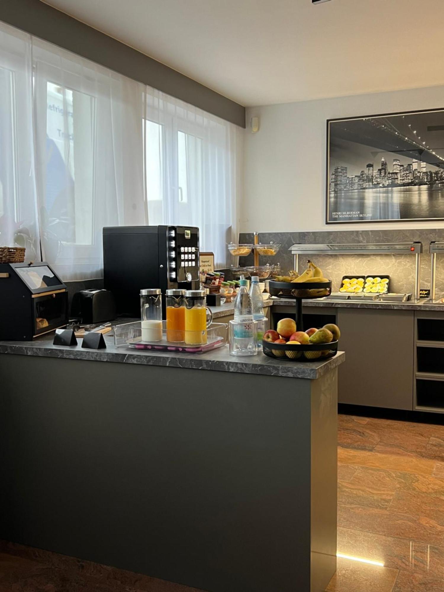 Hotel Aggertal グンマースバッハ エクステリア 写真