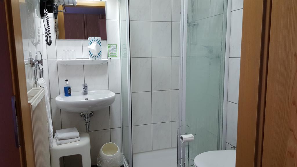 Hotel Aggertal グンマースバッハ エクステリア 写真